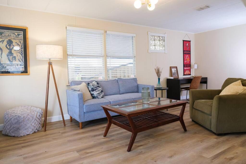 Villa House Near Tampa Zoo And Busch Gardens, Free High Speed Wifi Exterior foto