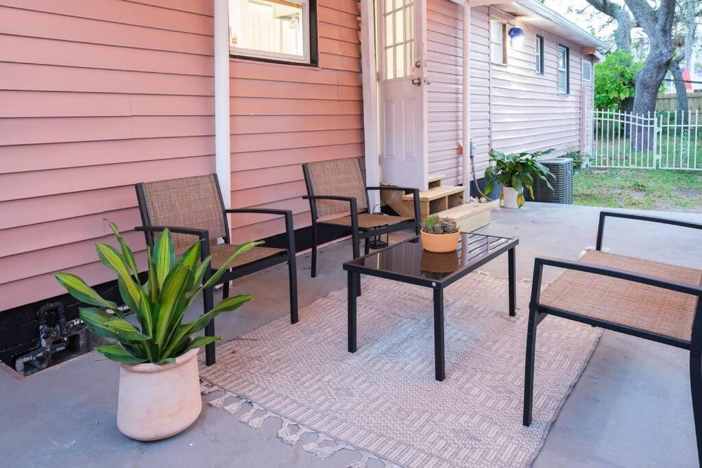 Villa House Near Tampa Zoo And Busch Gardens, Free High Speed Wifi Exterior foto
